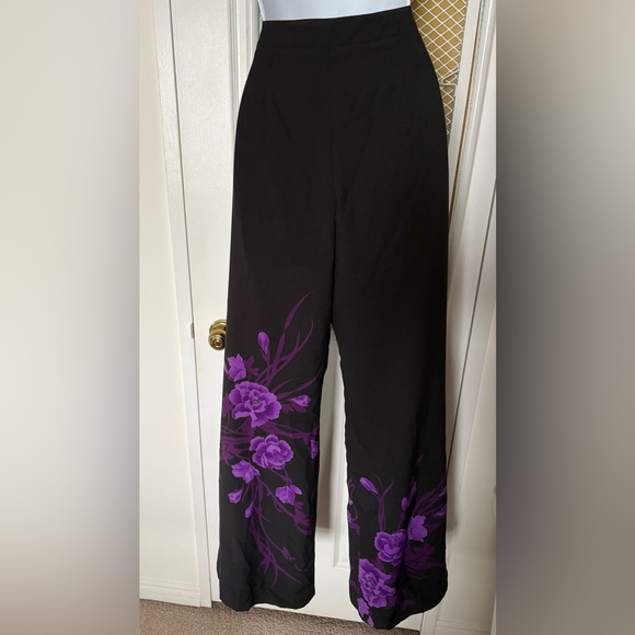 le chateau Black Wide Leg Pants with Purple Floral Print - Picture 2 of 10